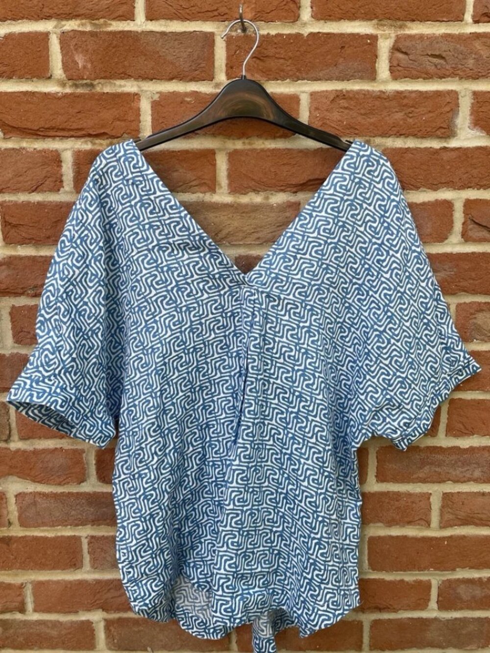 M&S 100% Linen Boxy Blouse Size 14 Blue Print V Neck Flax Holiday Short Sleeve